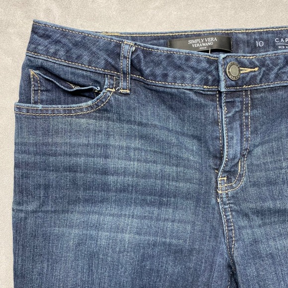 Simply Vera Vera Wang Denim Capri Mid Rise Jeans Size 10 Dark Wash - Picture 13 of 16